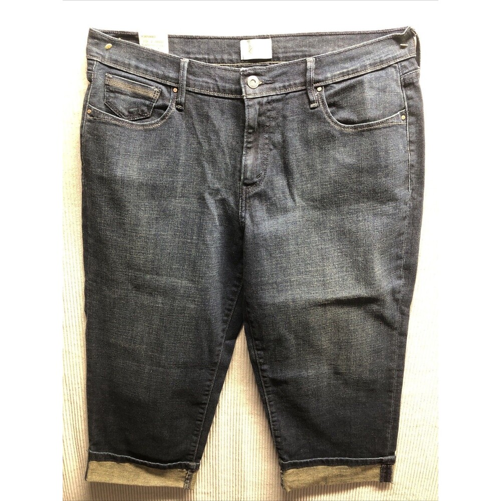 Levi Capri Denim Capri Shorts Size 12 Cuffed NWT